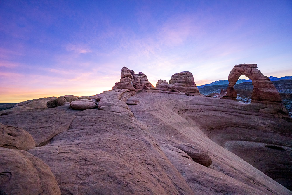 least crowded time to visit delicate arch