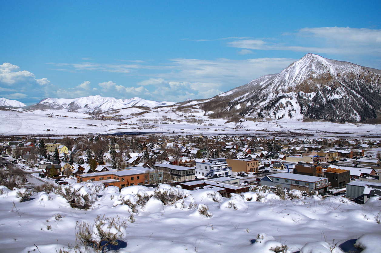 cheapest ski resorts in colorado