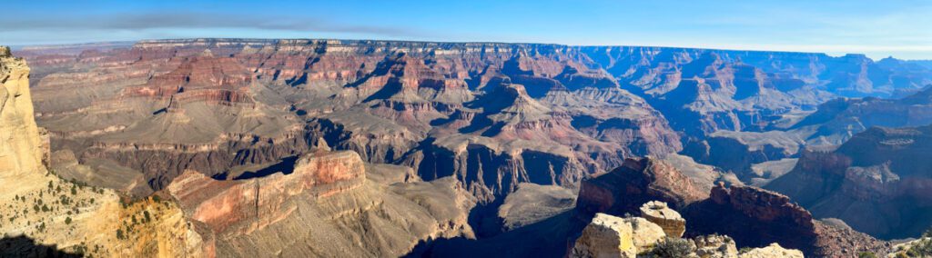 Stunning panoramic view of the Grand Canyon from hermit Road. 