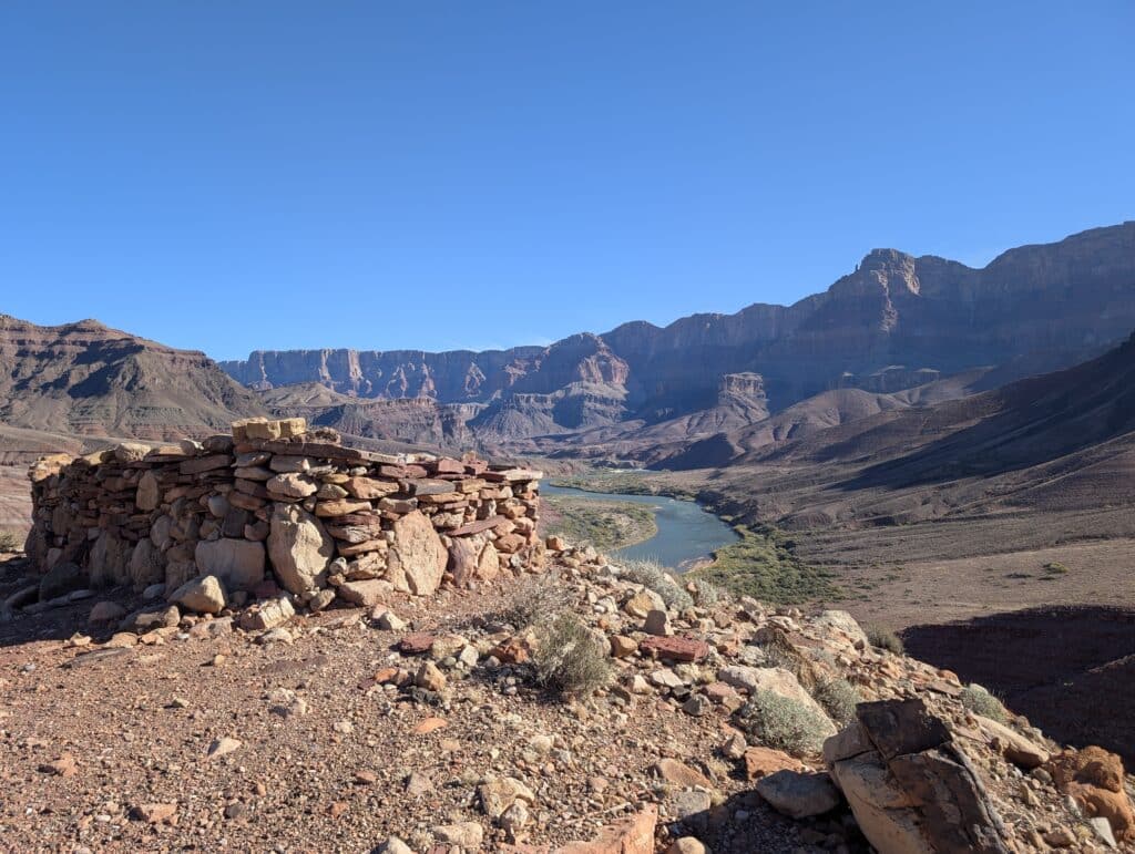 Unkar delta ruins, a rock-built building on top of a hill.